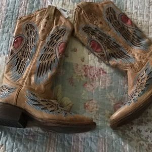 Ladies Gypsy style western boots TODAY ONLY… PRICE DROP